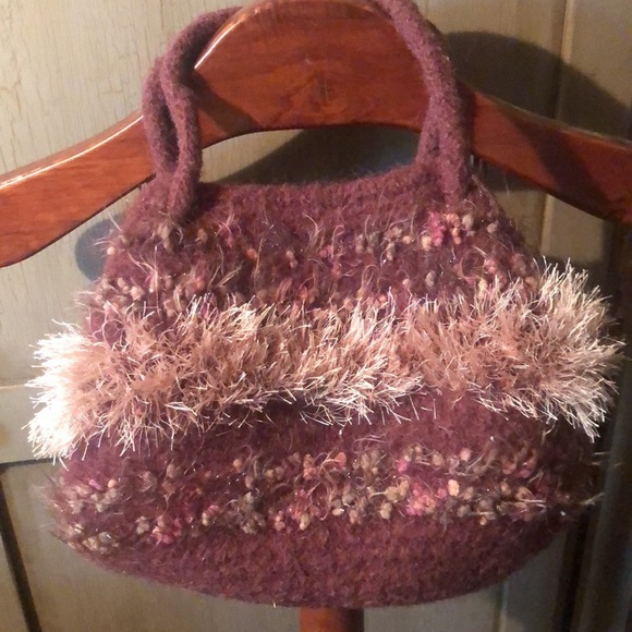 Unique Woolen Handbag - Picture 2 of 6